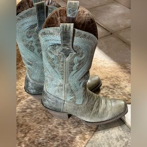 Dusty Blue Ariat Boots